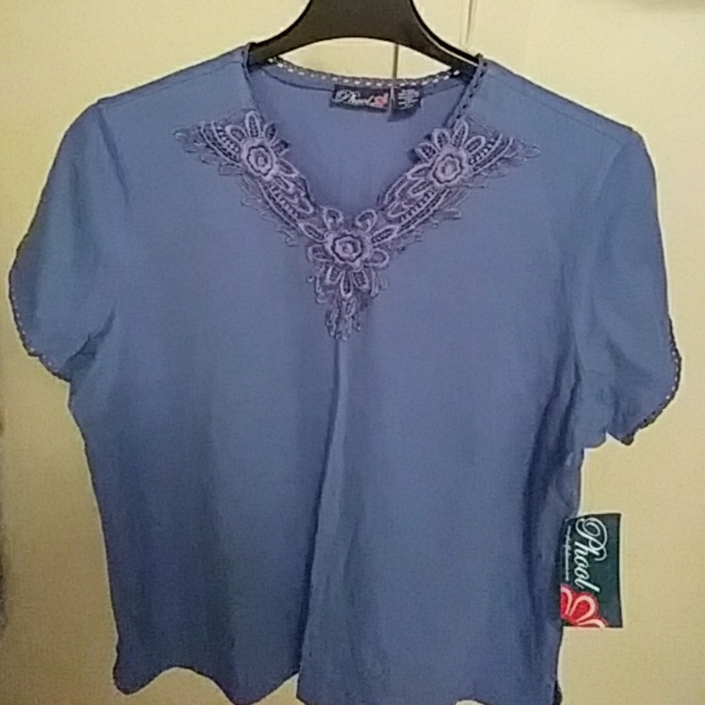 Women's Top